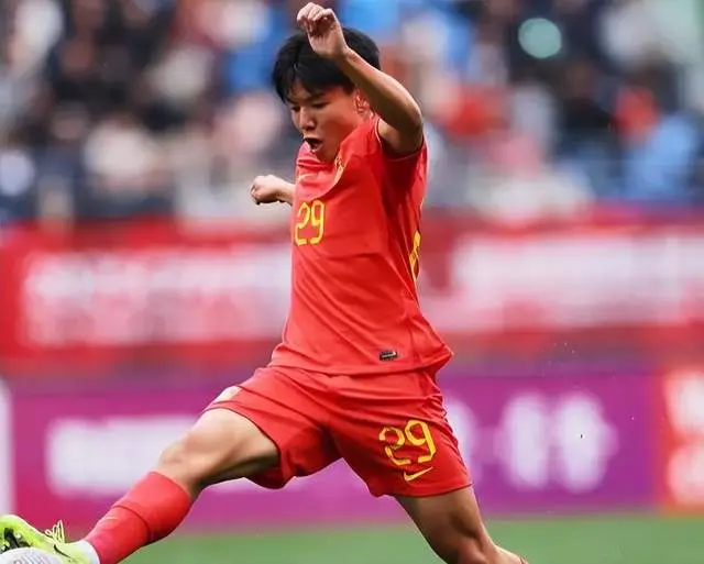 凭借徐彬在, 关键人物的, 也能获得巨